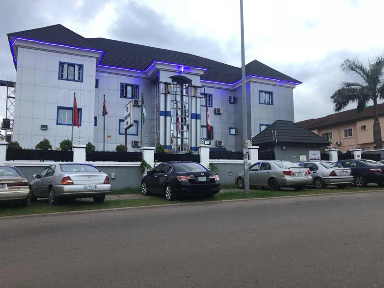 Western Dreams Hotel Abuja Buitenkant foto