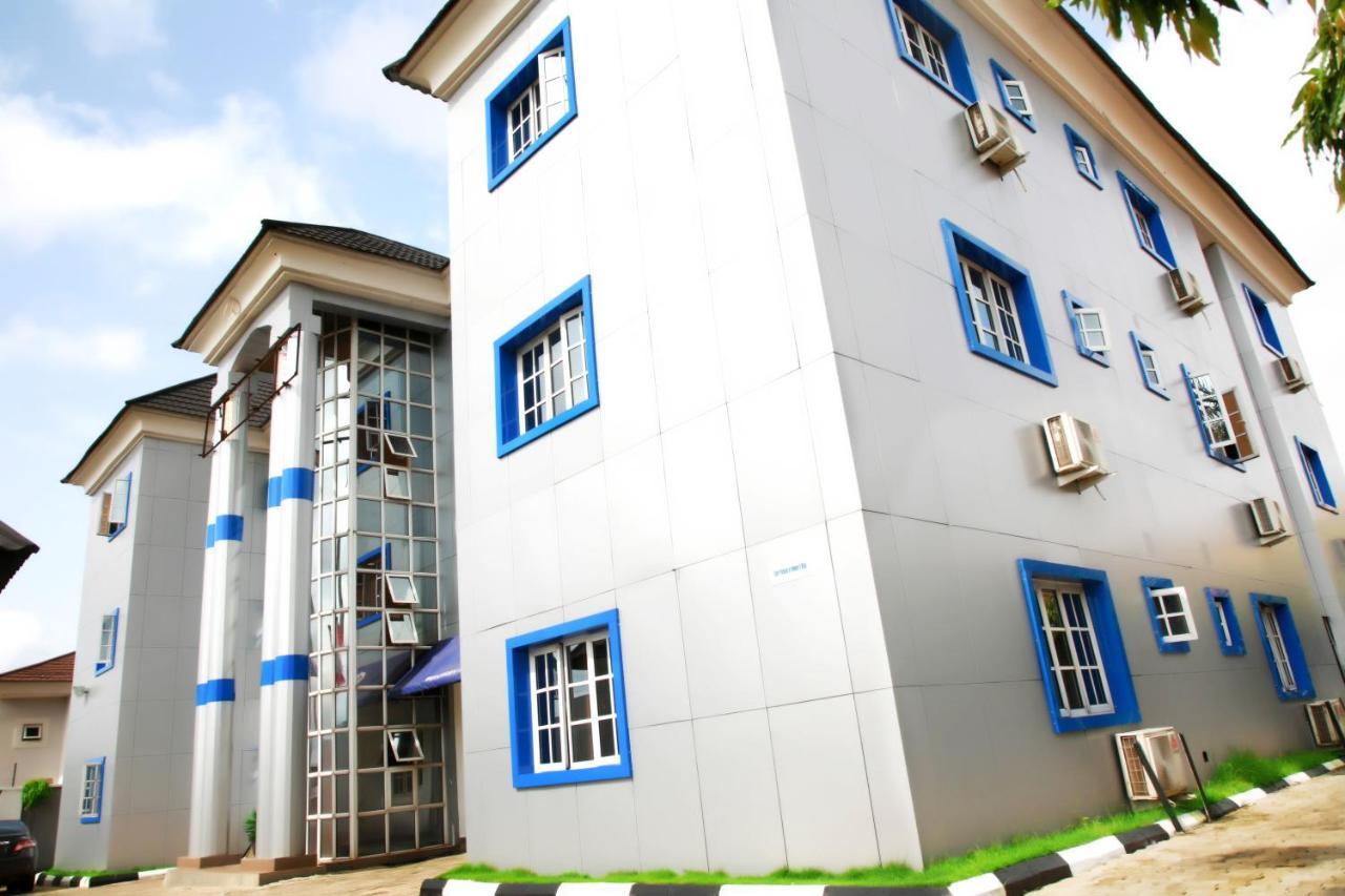 Western Dreams Hotel Abuja Buitenkant foto