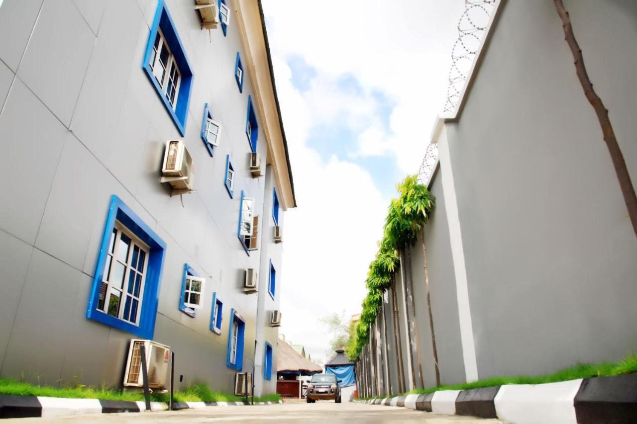 Western Dreams Hotel Abuja Buitenkant foto